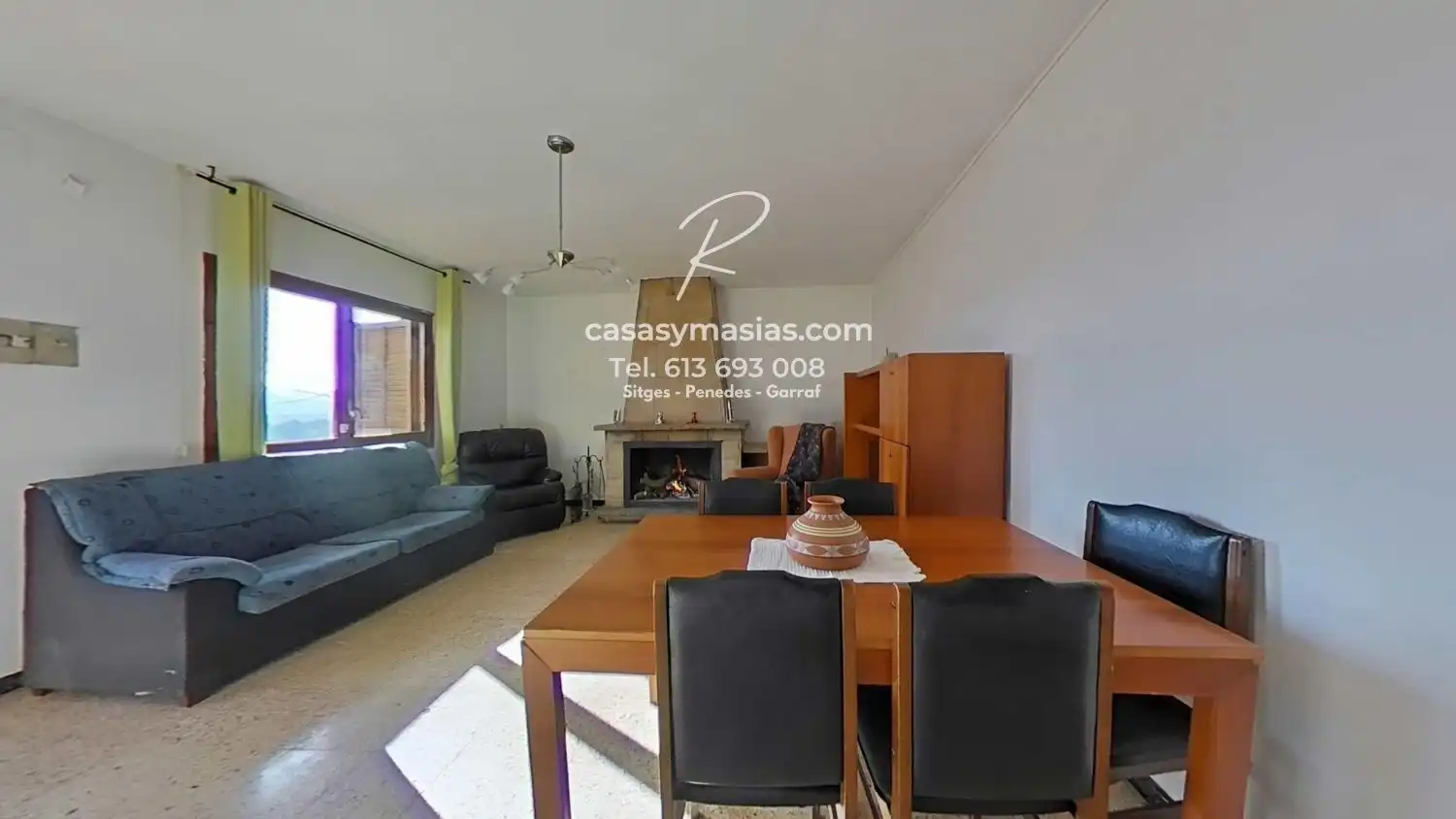 Sala de estar de Edificio en venta en Santa Margarida de Montbui