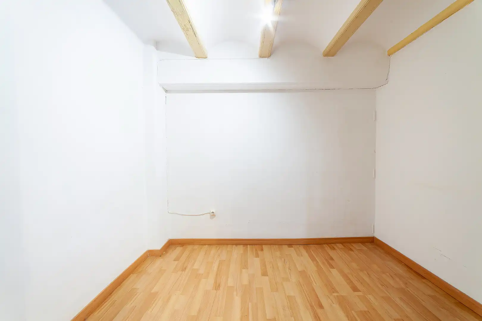 Piso en venta en Valencia con Aire acondicionado, Terraza y Amueblado