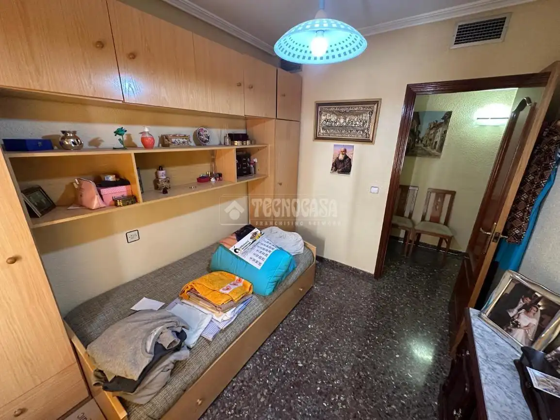 Dormitori de Pis en venda en Mengíbar amb Aire condicionat, Calefacció i Traster