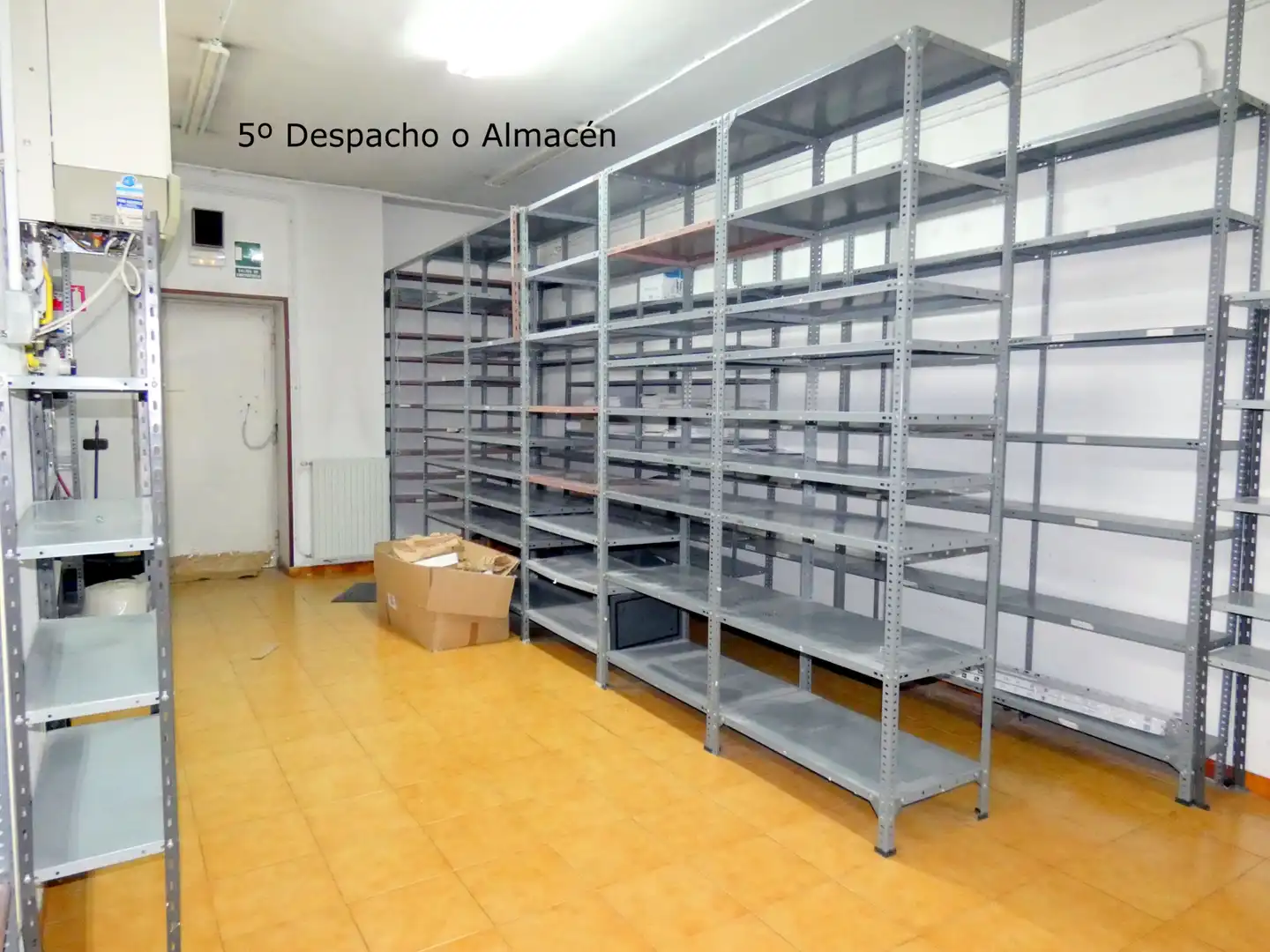 Local en venda en Bilbao  amb Calefacció i Moblat
