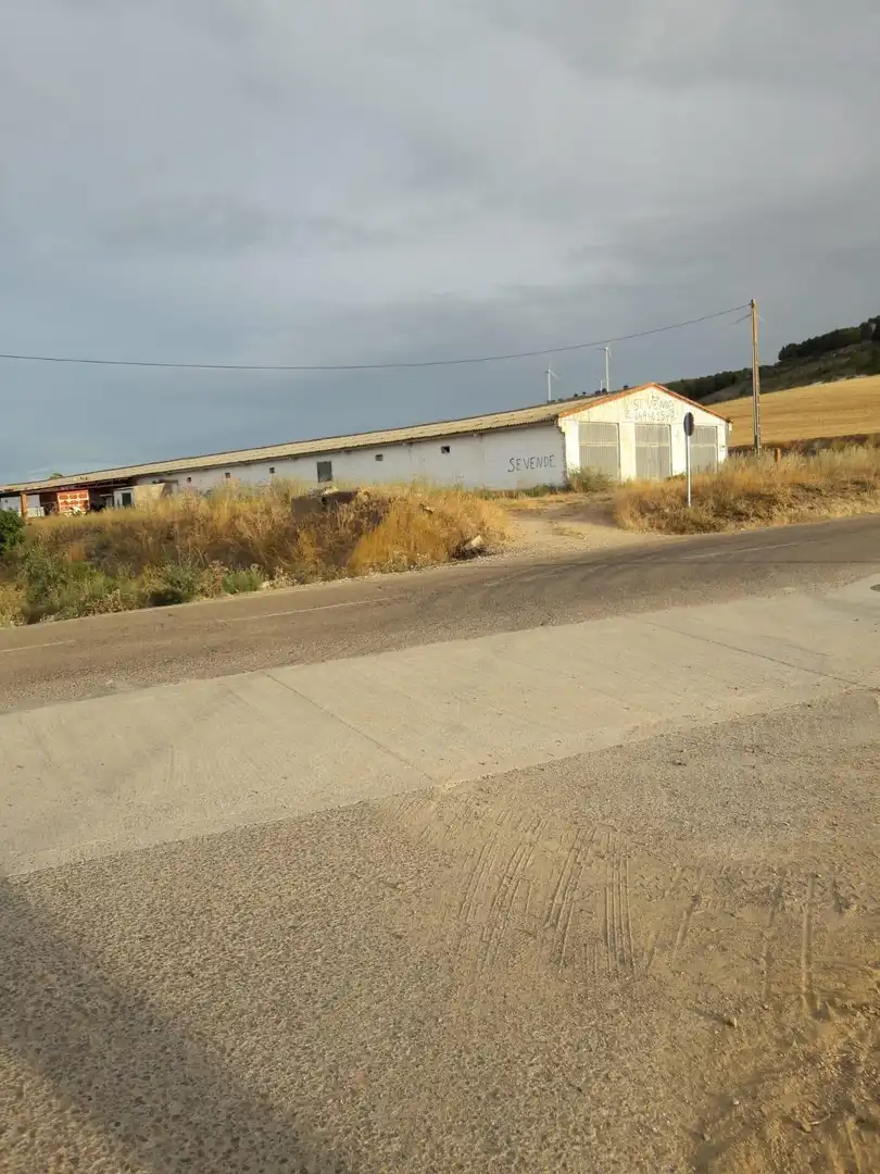 Nau industrial en venda a Astudillo