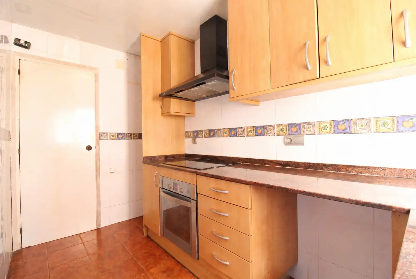 Cuina de Pis en venda en Barcelona amb Aire condicionat, Forn i Balcó