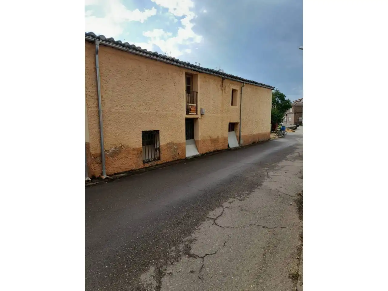 Vista exterior de Casa o xalet en venda en Serradilla del Arroyo amb Jardí privat