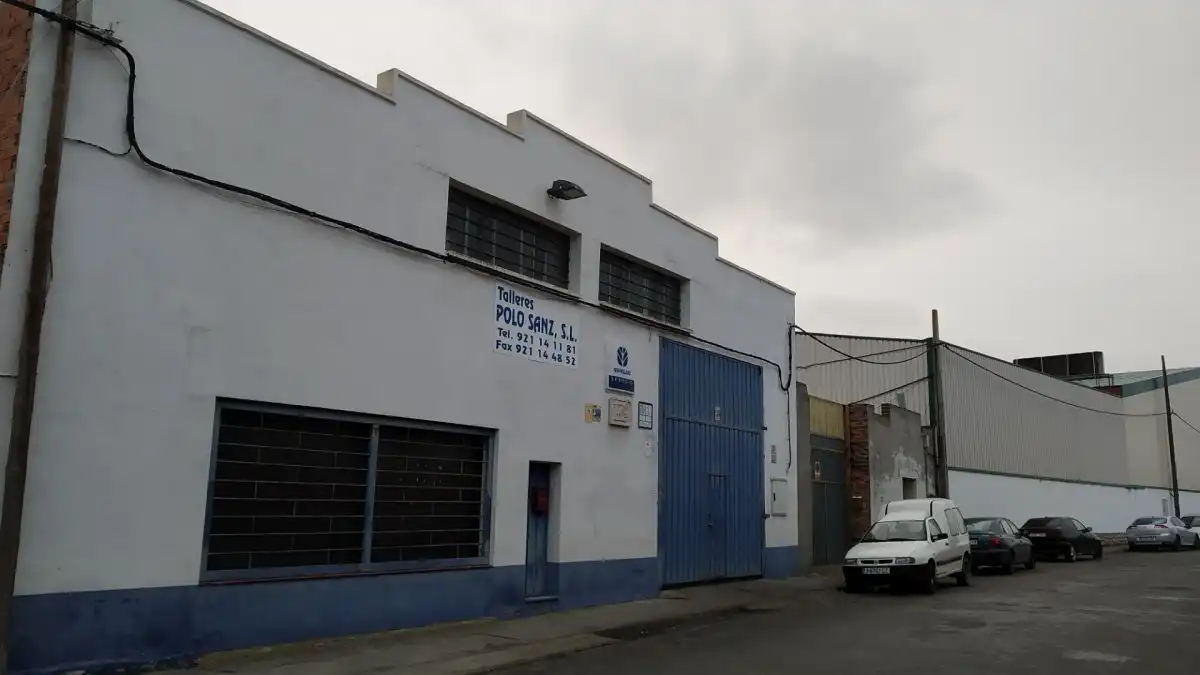 Nave industrial en venta en Calle CAMINO CEMENTERIO, 7, Cuéllar