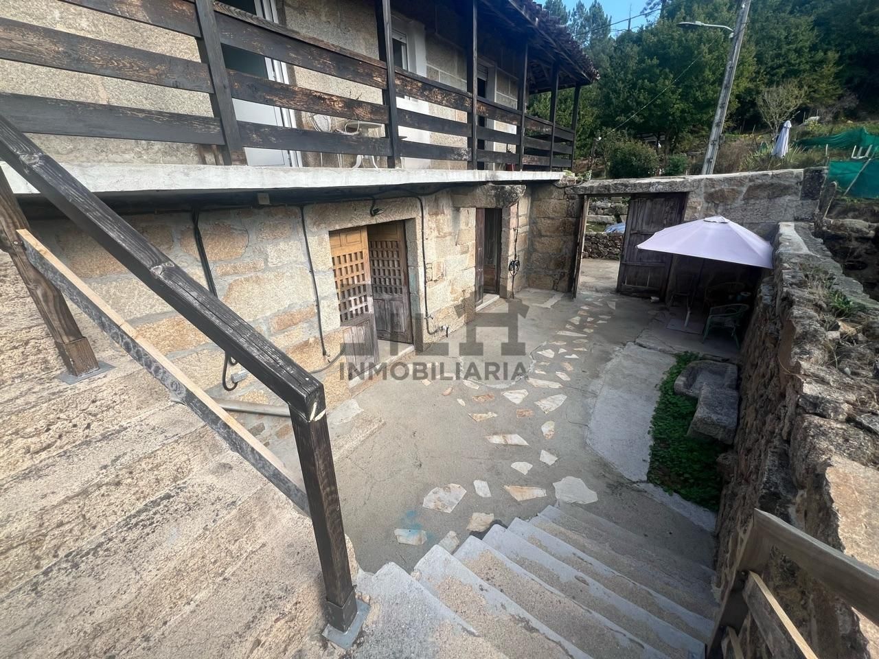 Casa o xalet en venda a LG. ALONGOS, Toén