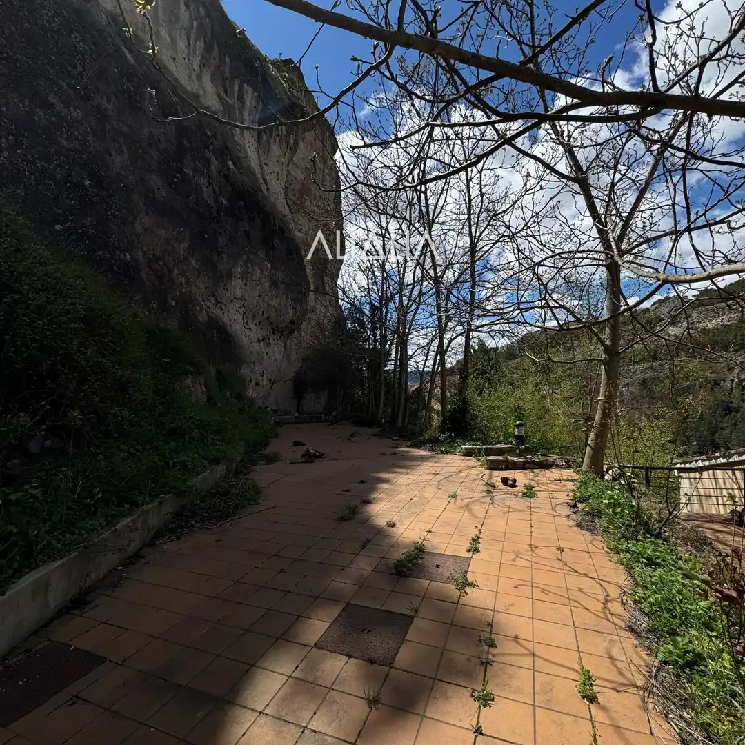 Garden of Buildings for sale in Cuenca