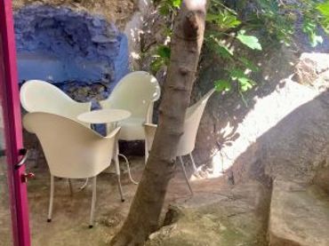 Casa rústica amb balcó en venda a Calle VILLA