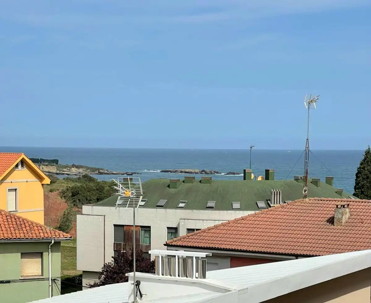 Vista exterior de Piso en venta en Carreño