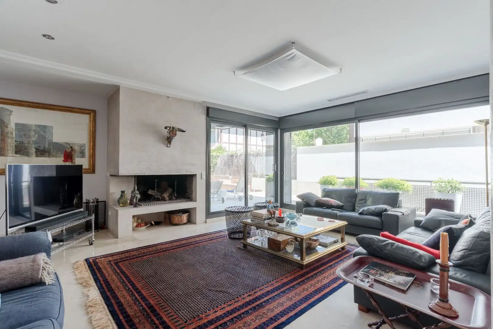 Living room of Houses for sale in Madrid  with Air Conditioner, Heating and Private garden
