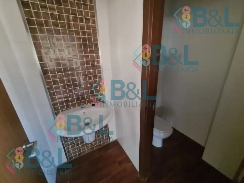 Badezimmer von Büro zum Verkauf in Punta Umbría