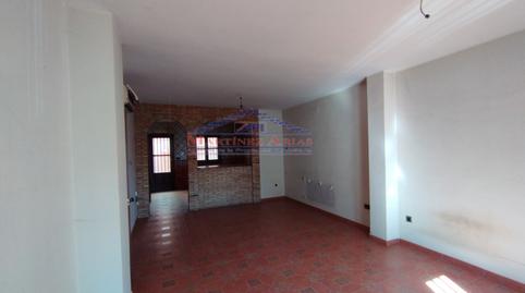 Foto 4 de Casa adosada en venda a Calle Primero de Mayo, 20, Sabiote, Jaén