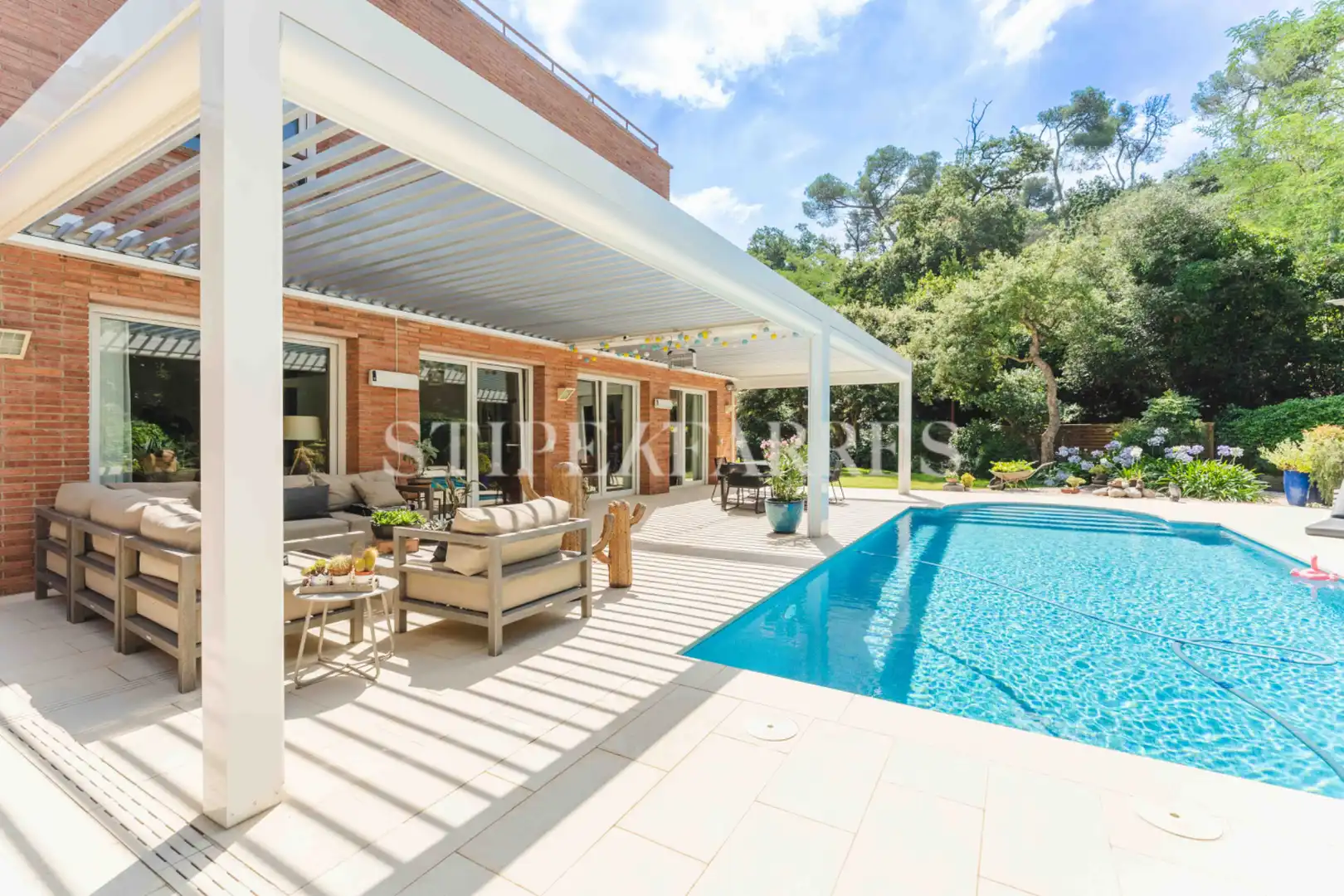 Terrasse von Haus oder Chalet zum Verkauf in Barcelona mit Klimaanlage, Heizung und Privatgarten