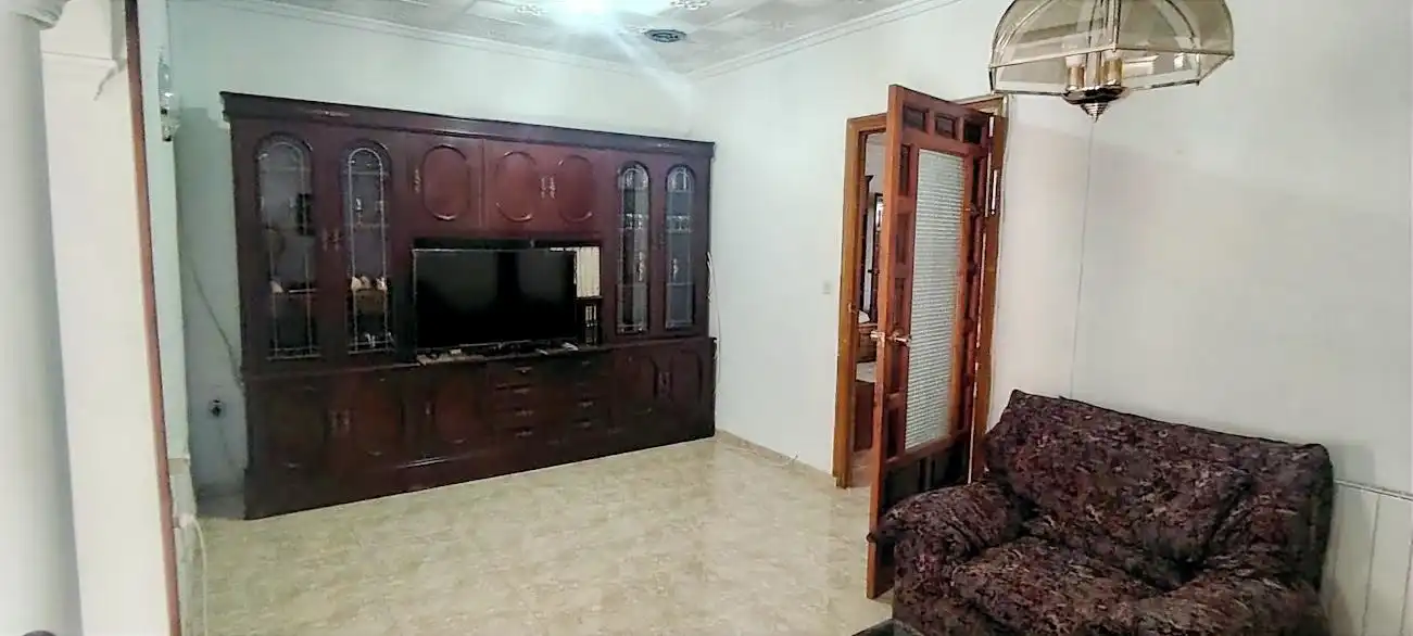 Sala de estar de Piso de alquiler en Linares con Aire acondicionado, Calefacción y Amueblado