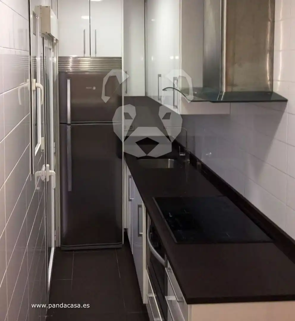 Kitchen of Flat for rent in Madrid  with Air Conditioner, Heating and Terrace