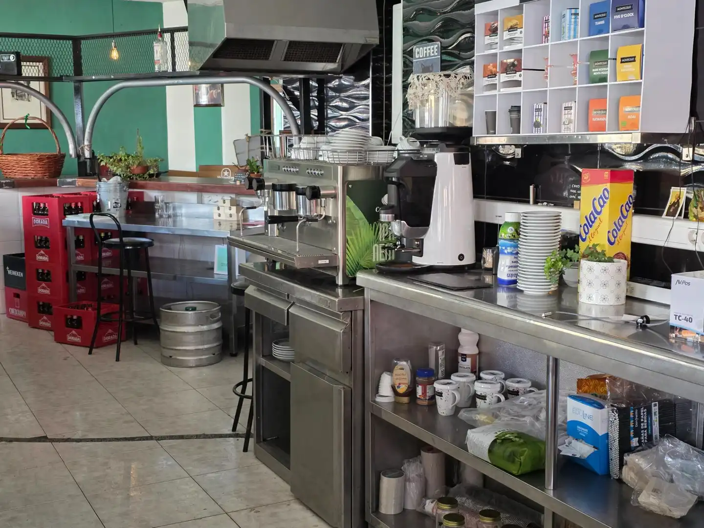 Cocina de Local en traspaso en San Cristóbal de la Laguna con Aire acondicionado