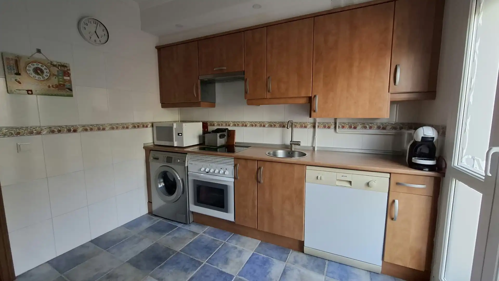 Küche von Maisonette zum Verkauf in Sur