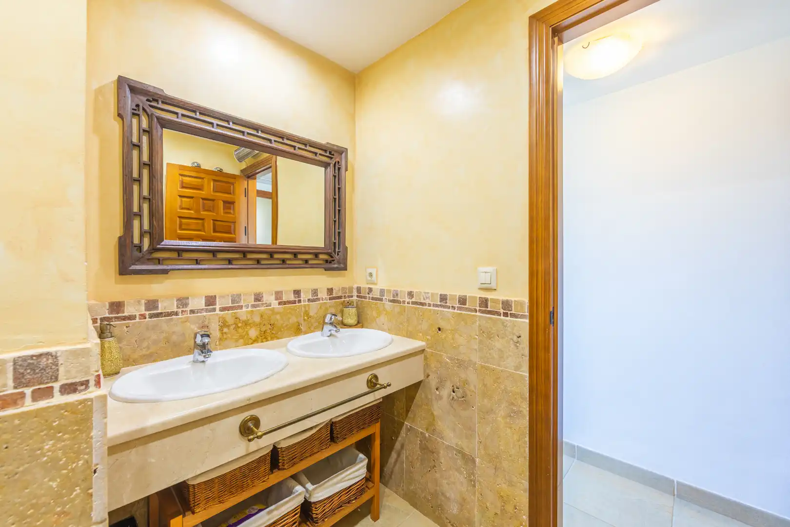 Baño de Apartamento en venta en Tarifa con Aire acondicionado, Calefacción y Terraza