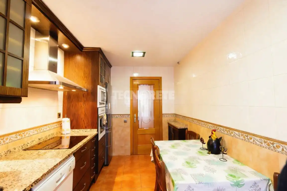Cocina de Piso en venta en Toledo con Calefacción