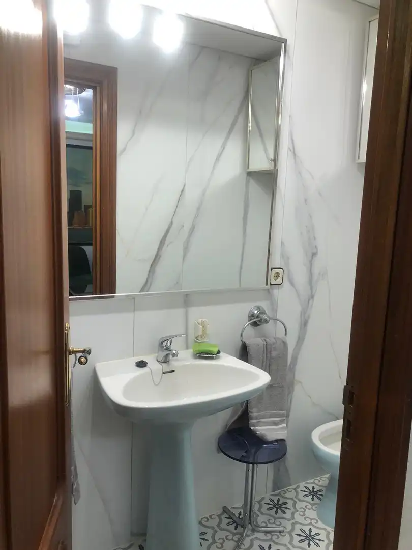 Badezimmer von Büro zur Miete in Móstoles mit Abstellraum