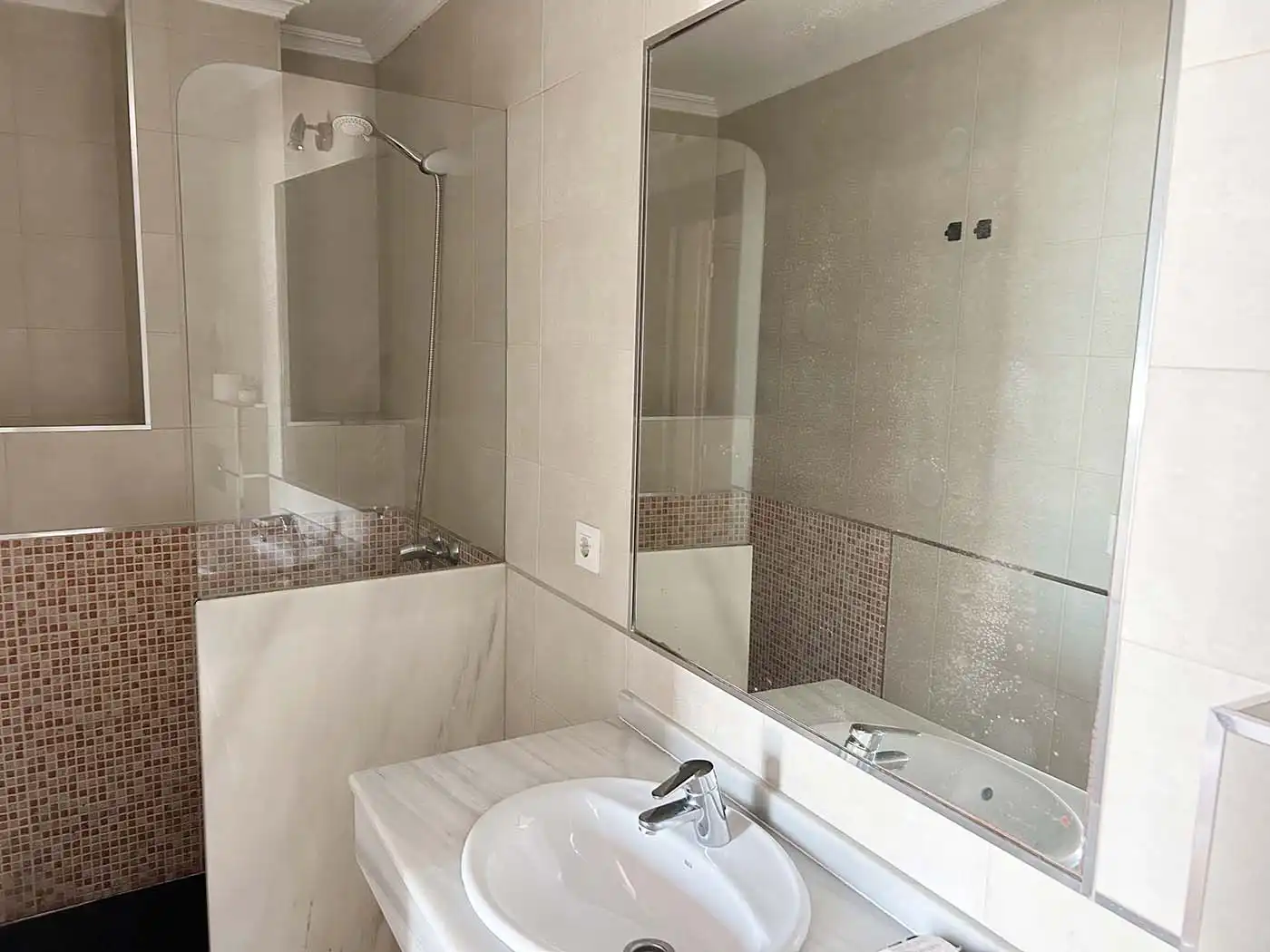 Hotel mit Aufzug zum Verkauf in Tarifa ciudad, imagen 4
