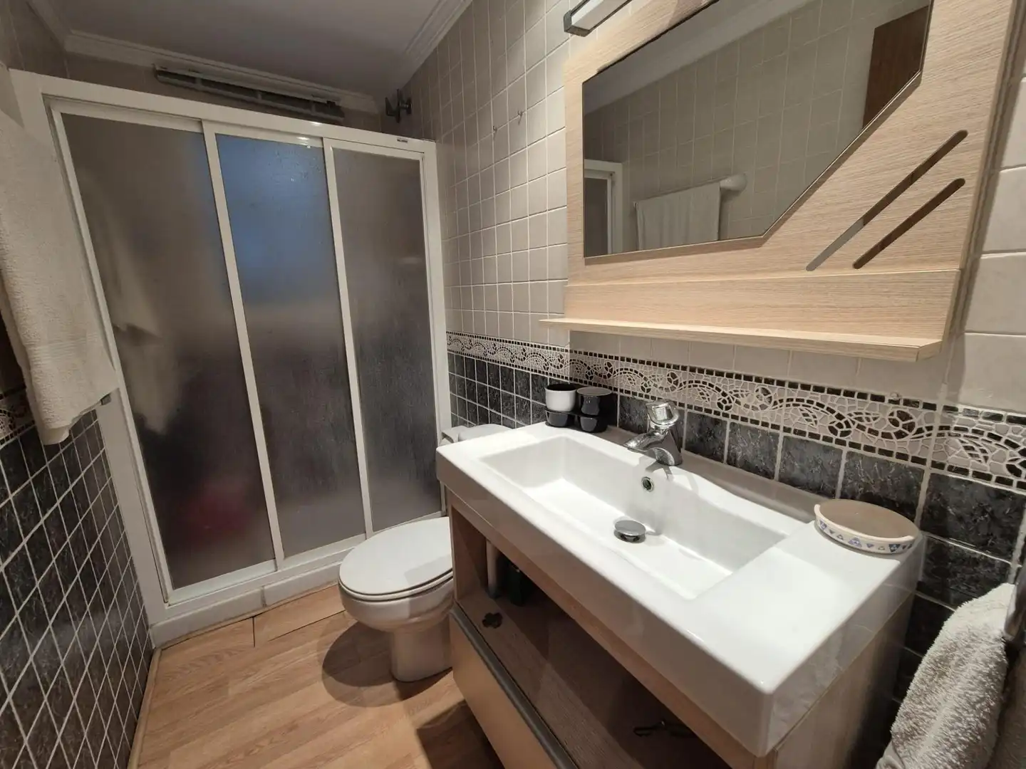 Bathroom of Detached homes for sale in Oliva  with Air Conditioner, Heating and Private garden