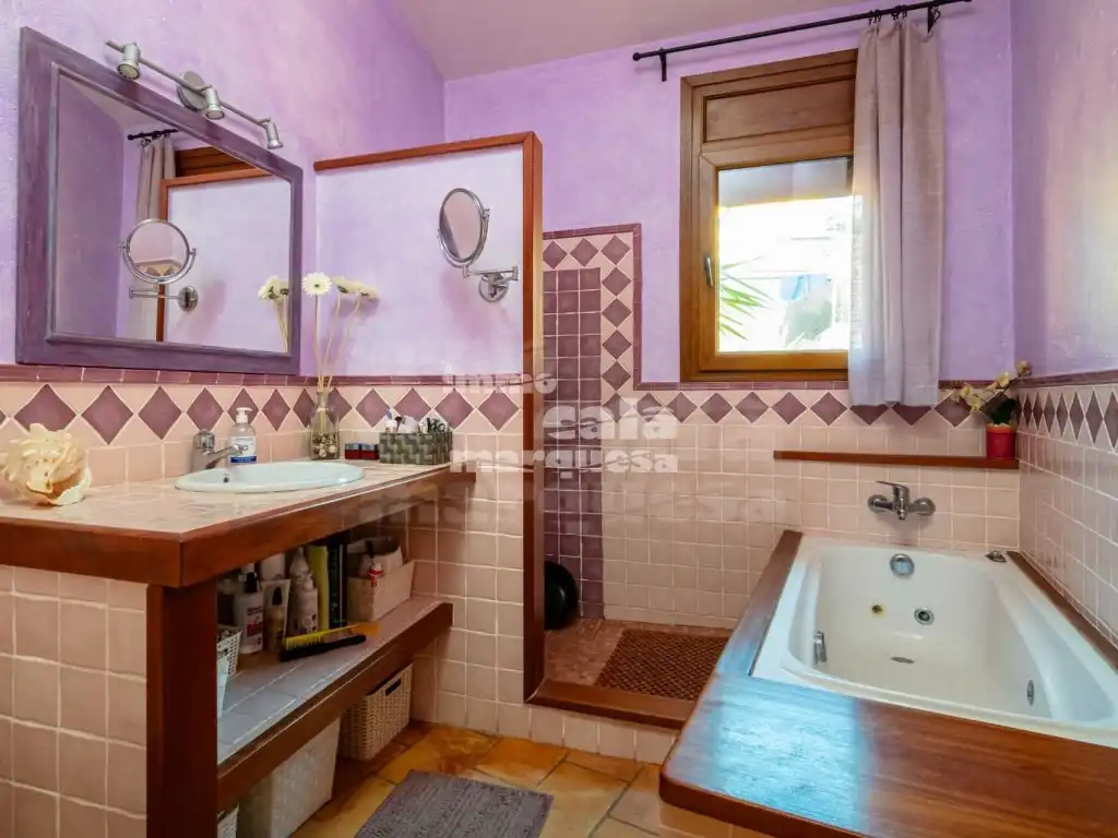 Baño de Casa o chalet en venta en Begur con Jardín privado, Terraza y Piscina
