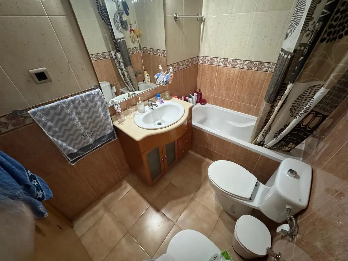 Baño de Casa adosada en venta en La Palma de Cervelló con Aire acondicionado, Calefacción y Parquet