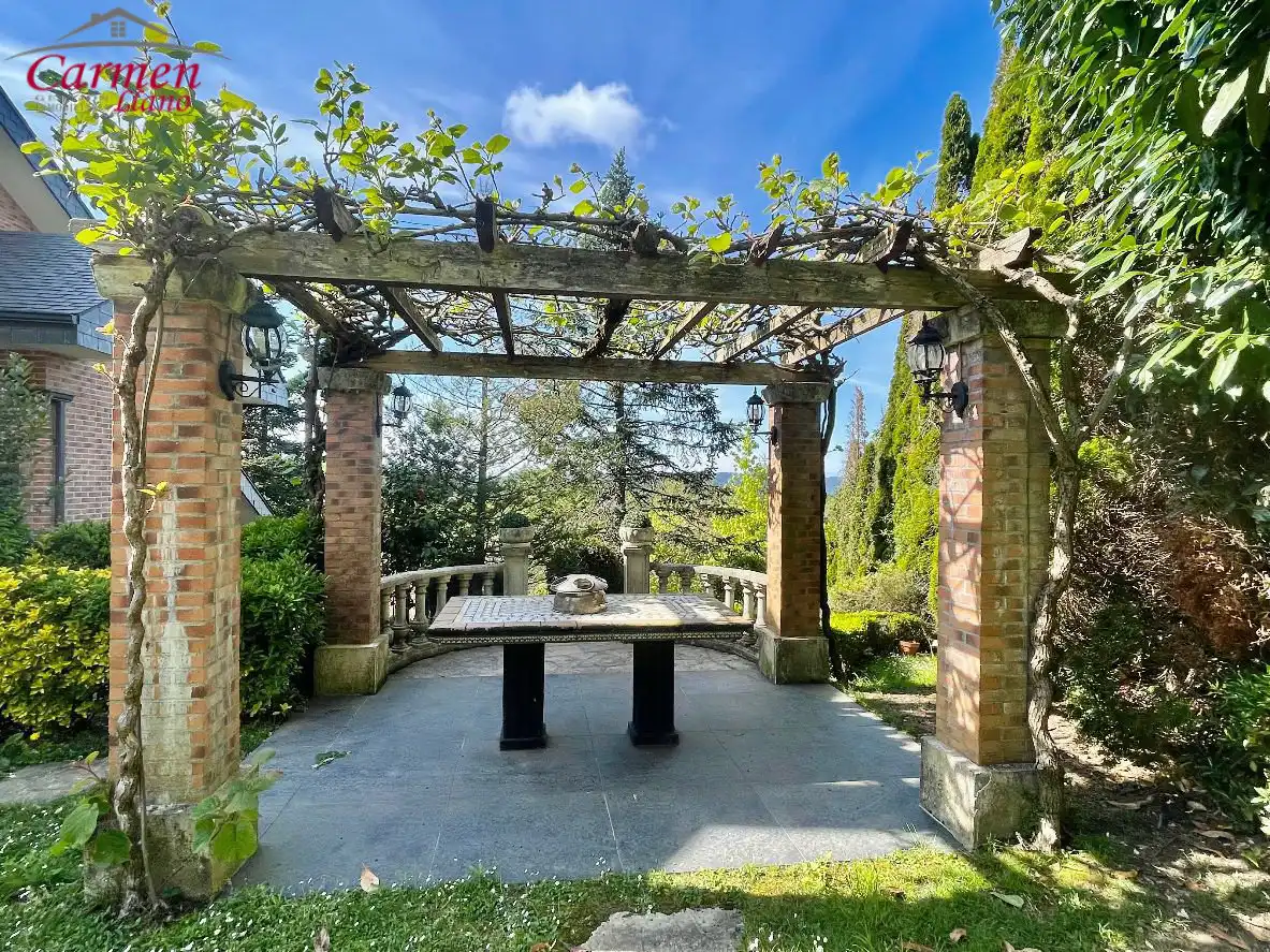 Terrassa de Casa o xalet en venda en Mungia amb Calefacció, Jardí privat i Terrassa