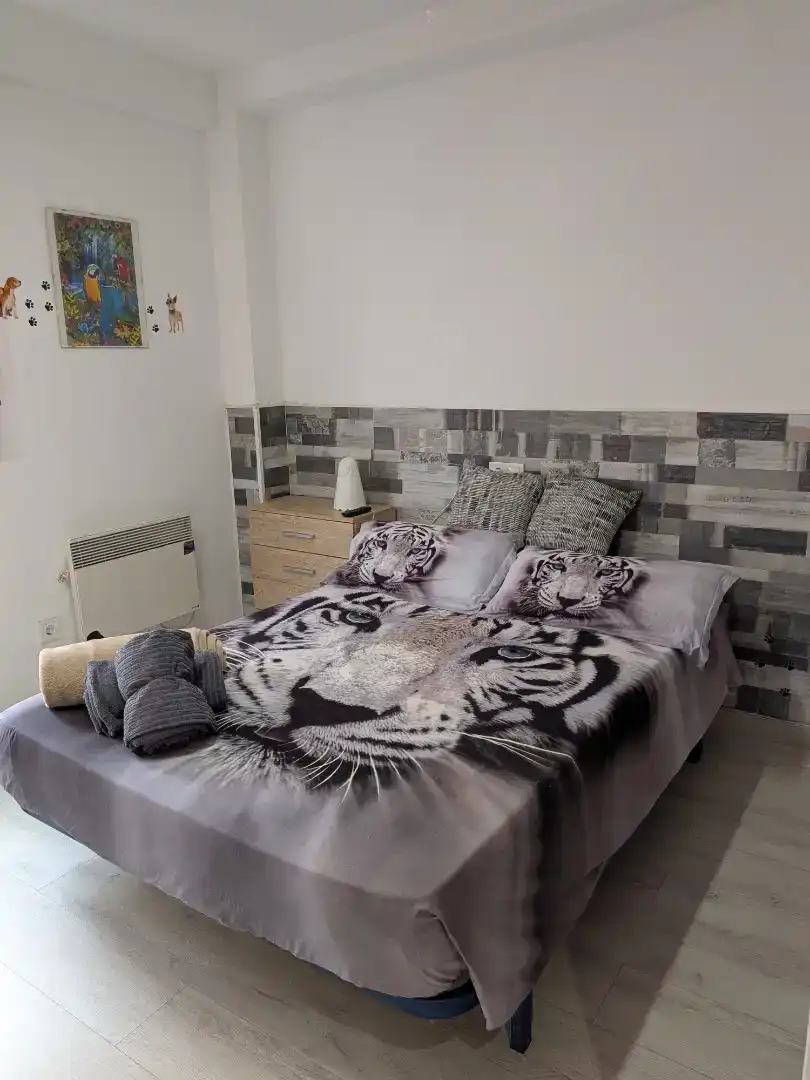 Schlafzimmer von Wohnung zur Miete in Gozón