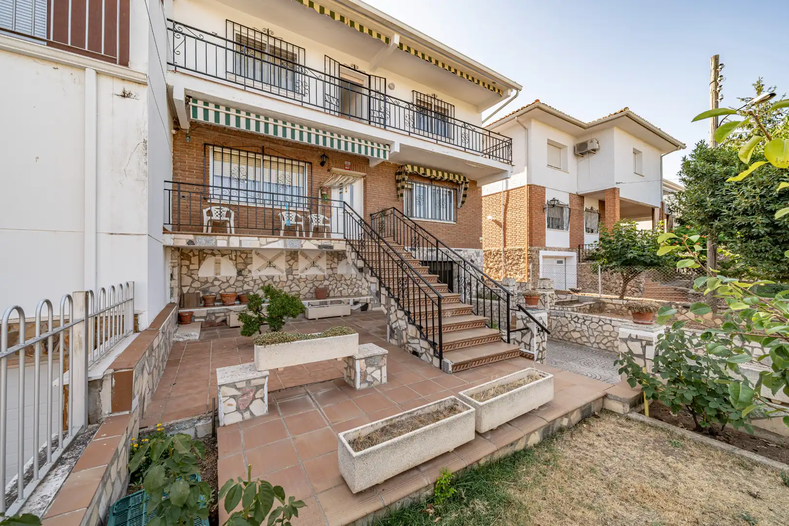 Casa aparellada amb jardí en venda a Calle de San José, imagen 85