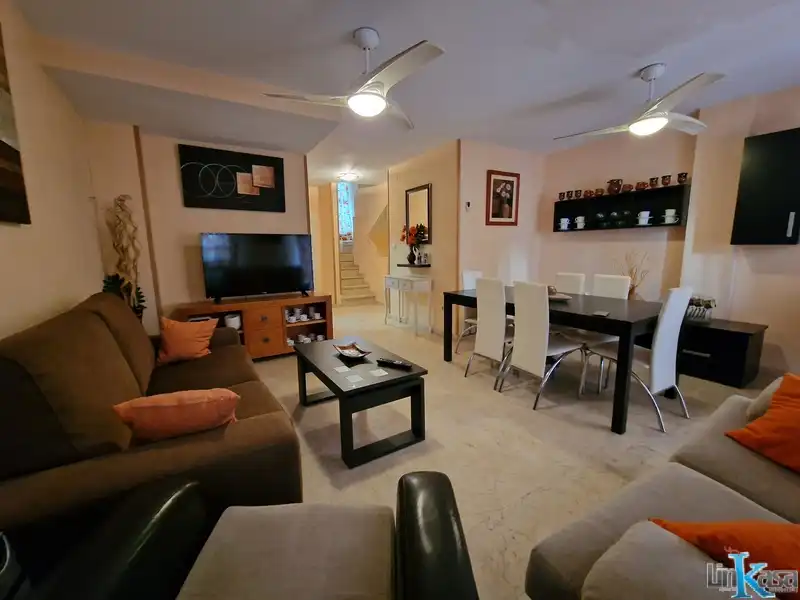 Living room of Detached homes for sale in Almuñécar  with Terrace, Balcony and Community pool