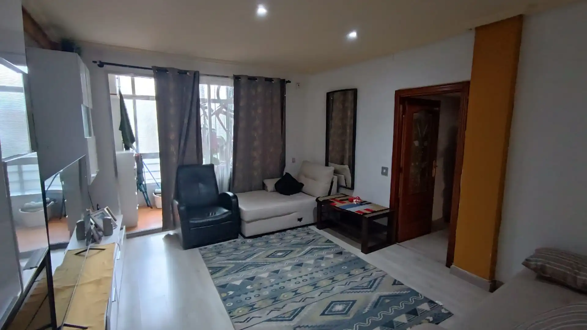 Sala d'estar de Pis en venda en Móstoles amb Parquet i Terrassa