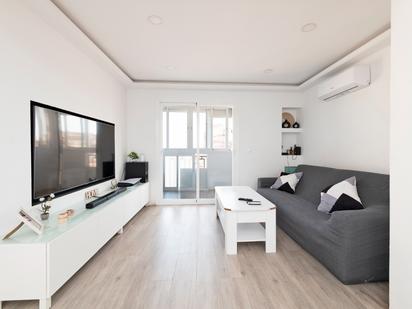 Living room of Flat for sale in Málaga Capital  with Air Conditioner and Terrace