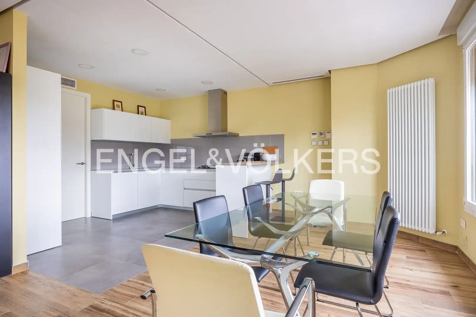 Comedor de Piso en venta en Sevilla con Aire acondicionado y Calefacción