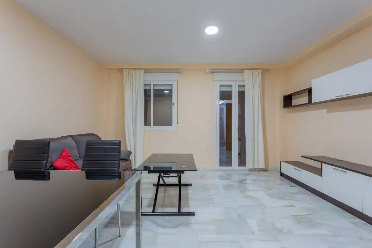 Wohnzimmer von Wohnung zur Miete in Granada mit Klimaanlage, Heizung und Möbliert
