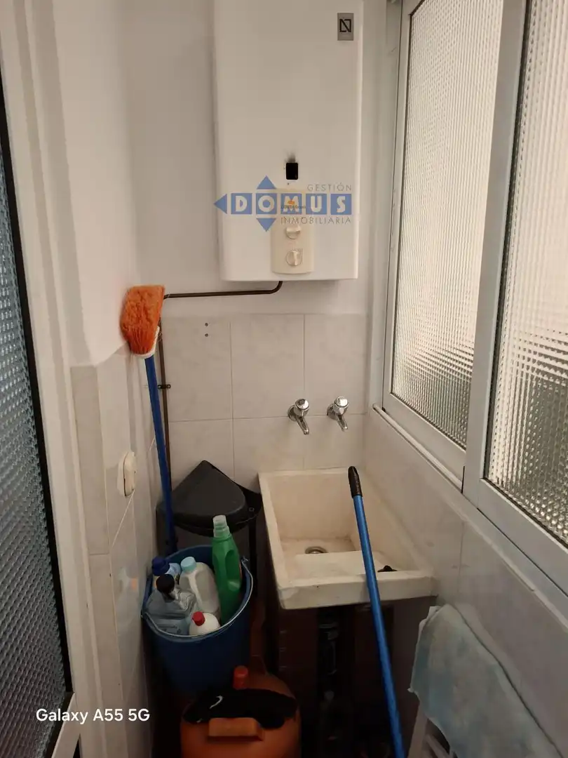 Baño de Piso en venta en Pujerra con Terraza y Amueblado