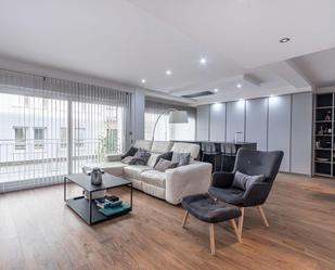 Living room of Flat for sale in  Granada Capital  with Air Conditioner, Heating and Terrace