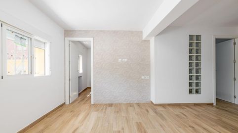 Foto 2 de Planta baja en venta en Calle Codorniz, Los Pájaros, Sevilla Capital