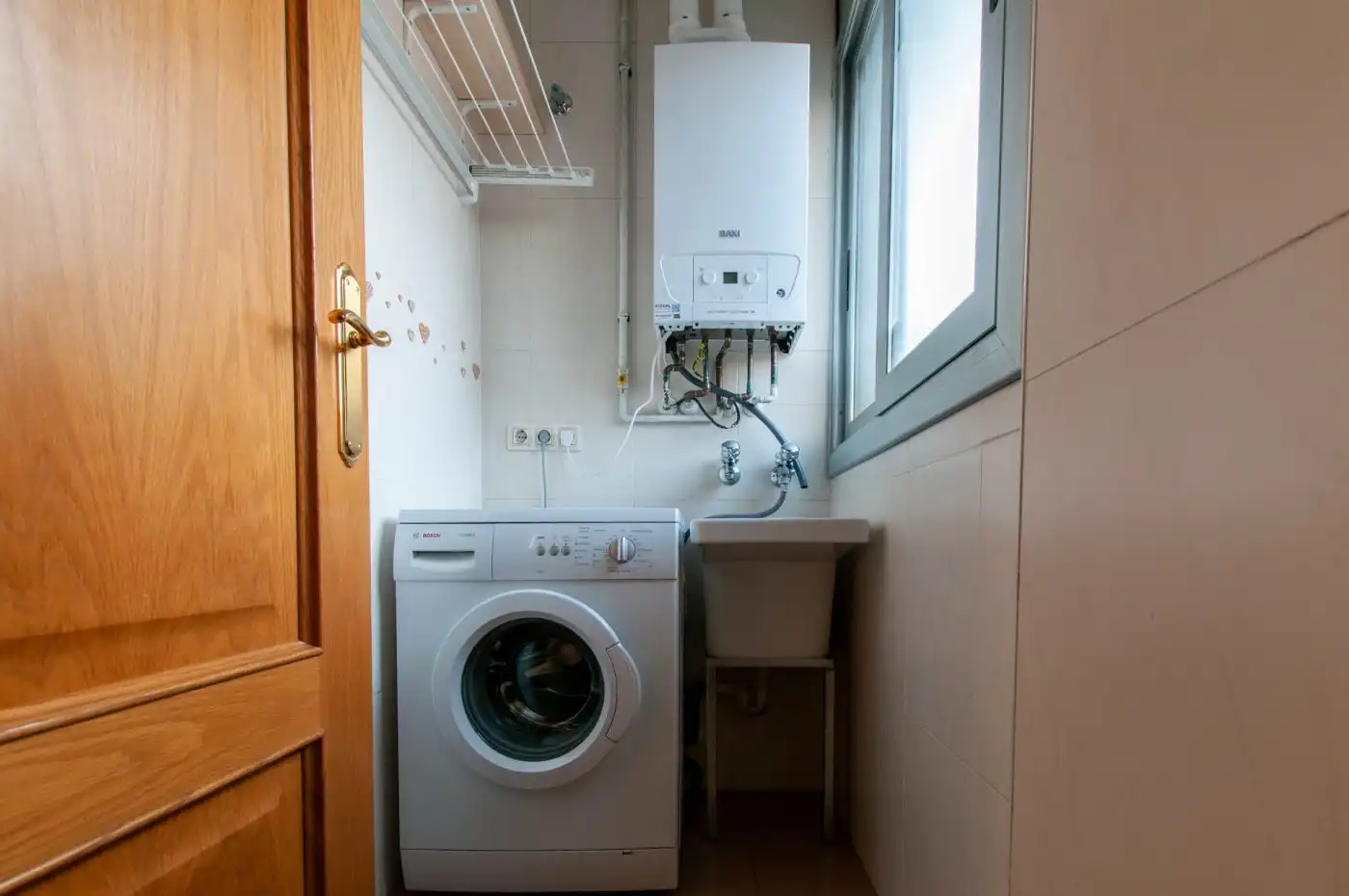 Baño de Piso de alquiler en Sabadell con Aire acondicionado, Calefacción y Parquet