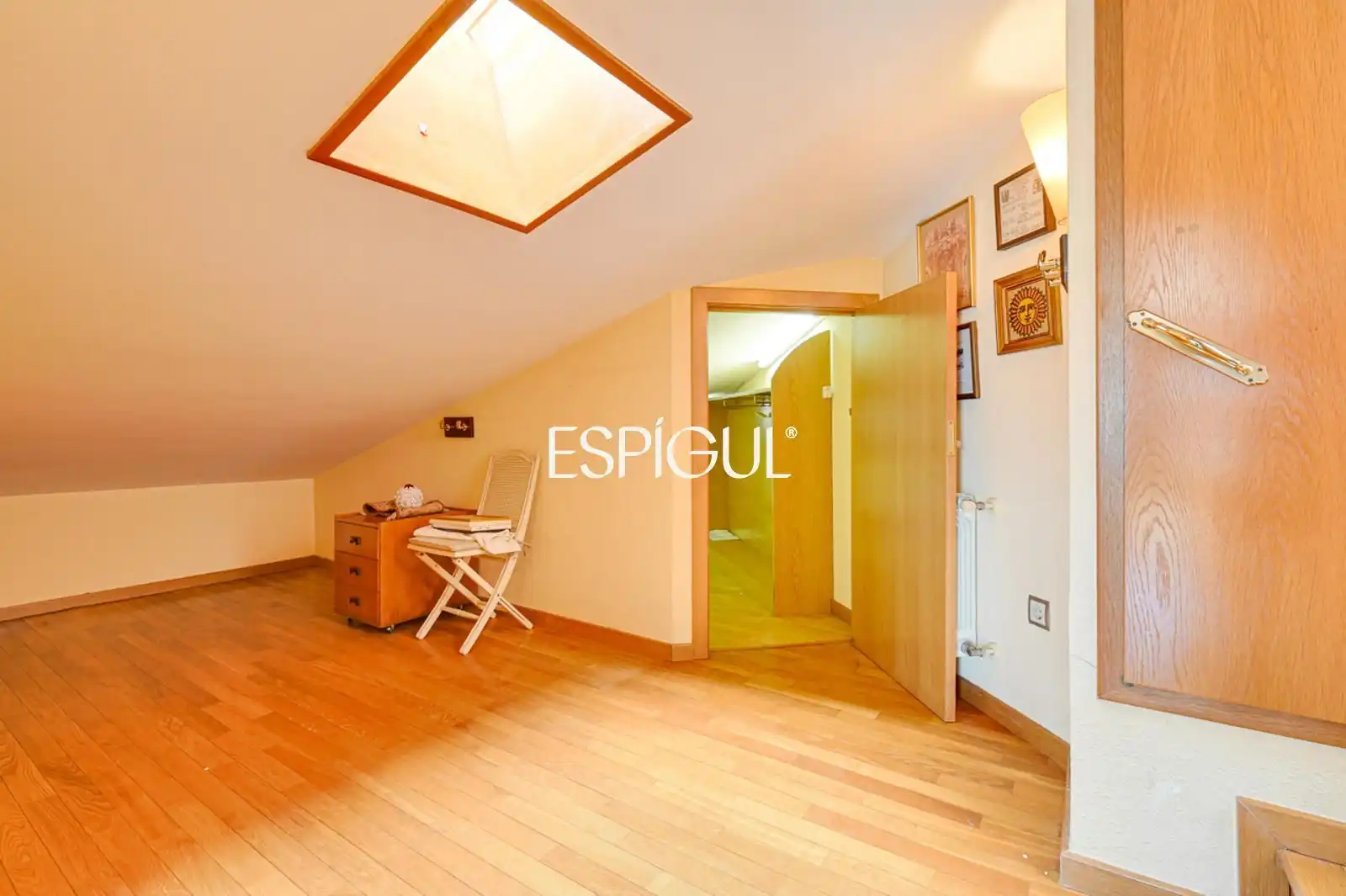 Habitación de Dúplex en venta en Arenys de Mar con Aire acondicionado, Calefacción y Terraza
