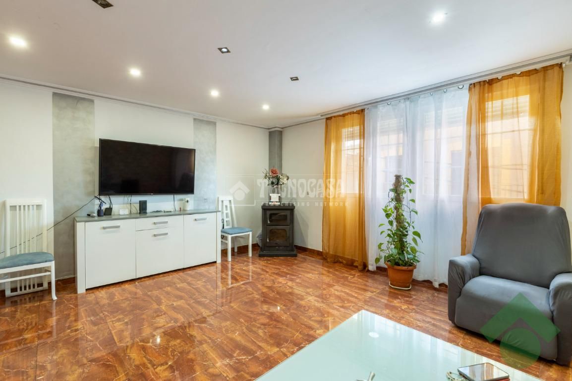 Sala d'estar de Casa adosada en venda en Pulianas amb Aire condicionat i Calefacció