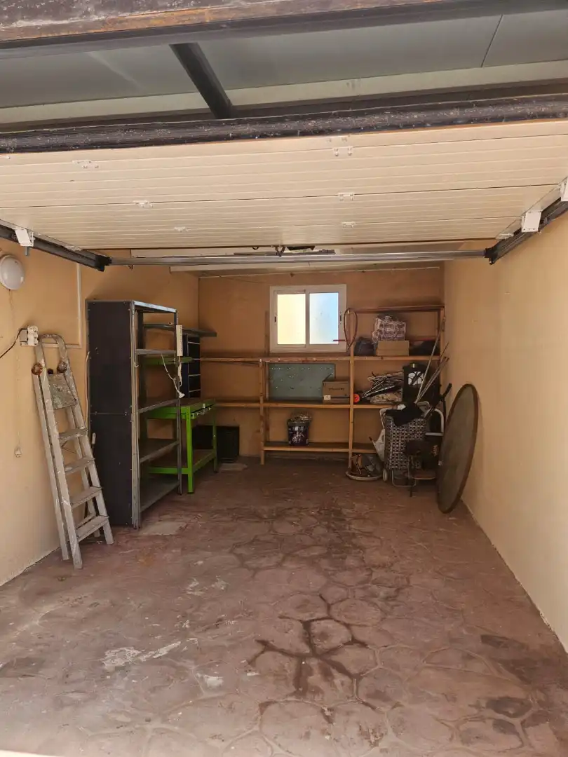 Casa o xalet en venda en La Línea de la Concepción amb Jardí privat, Terrassa i Traster