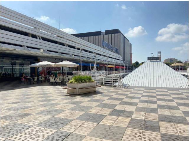 Local comercial en Venta en Pío XII en Barrio de Campanar