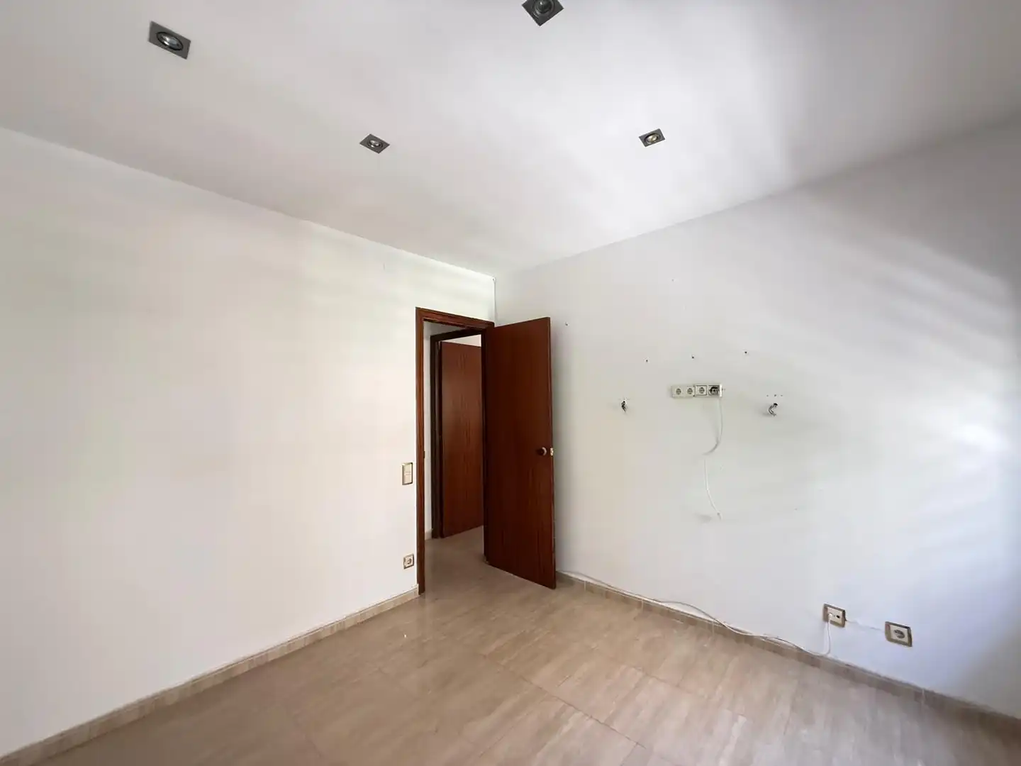 Flat with lift for sale in Port - Horta de Santa María, imagen 6