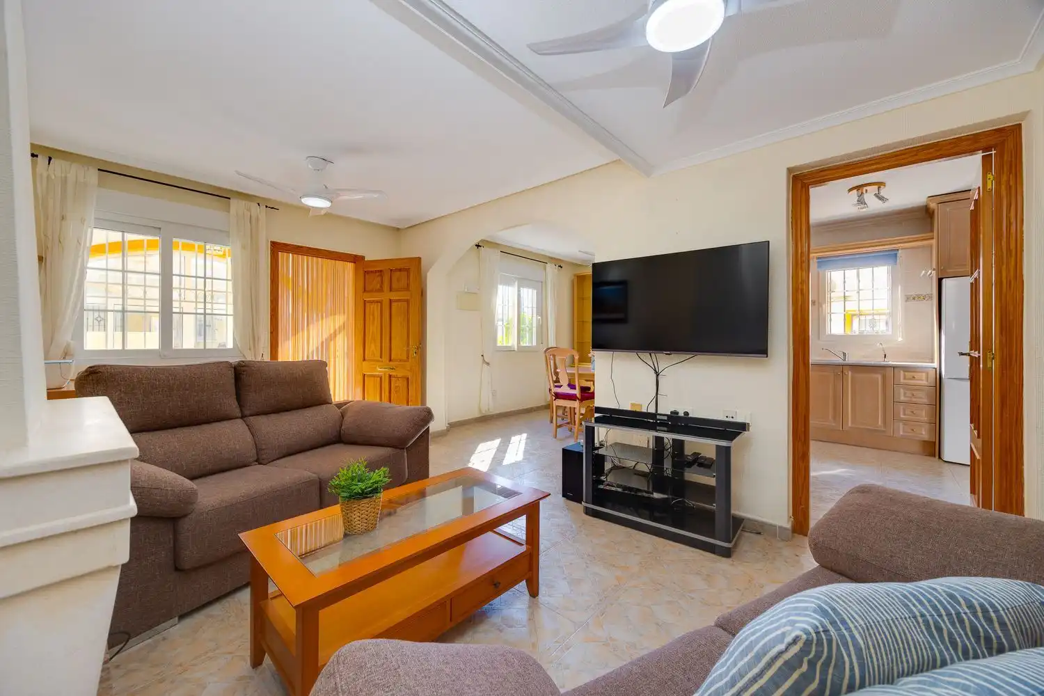 Casa aparellada amb terrassa en venda a Calle Cuerda 5, imagen 4