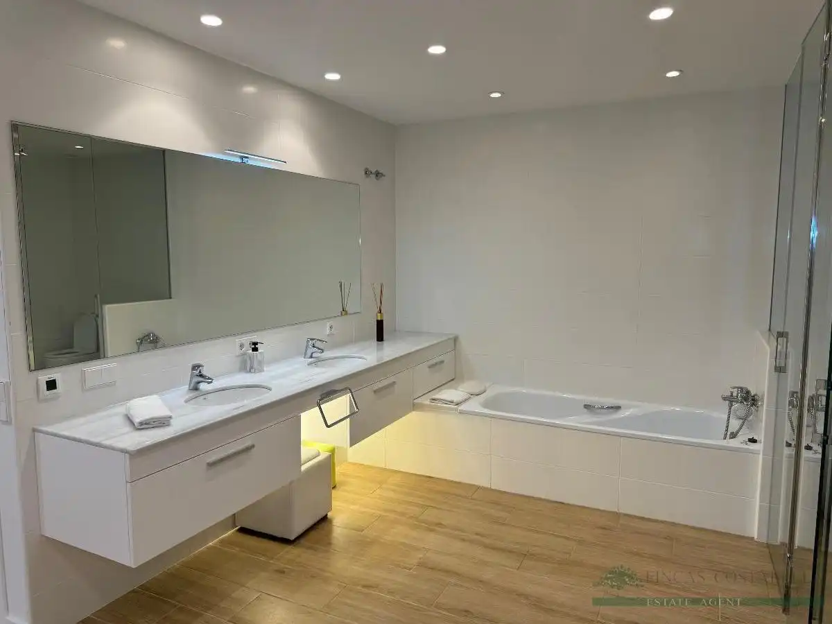 Casa amb piscina en venda a Torre Valentina - Mas Vilar de La Mutxada - Treumal, imagen 24