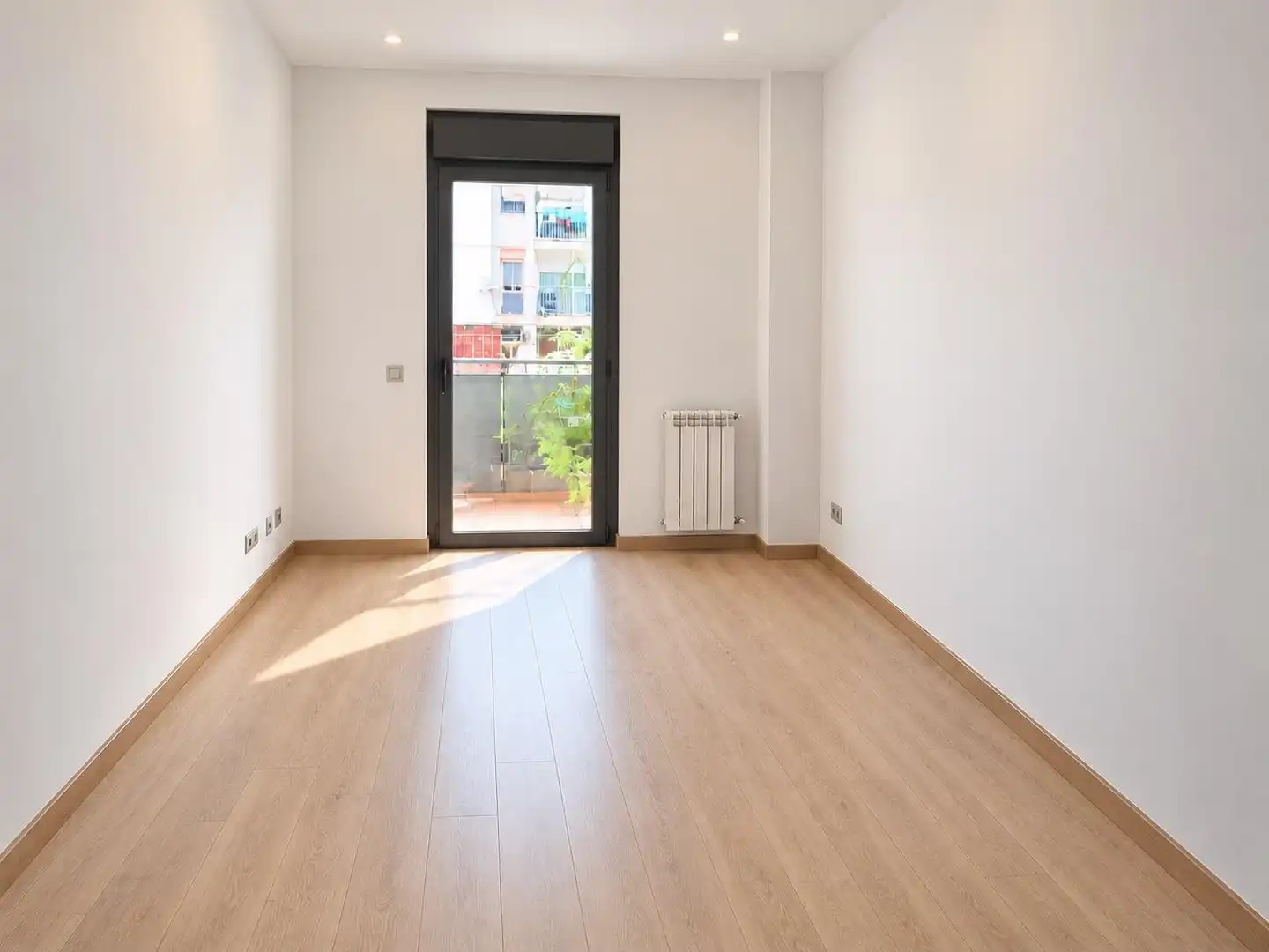 Bedroom of Flat for sale in La Roureda