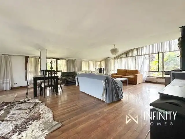 Sala de estar de Casa o chalet en venta en Lezama con Calefacción, Jardín privado y Terraza