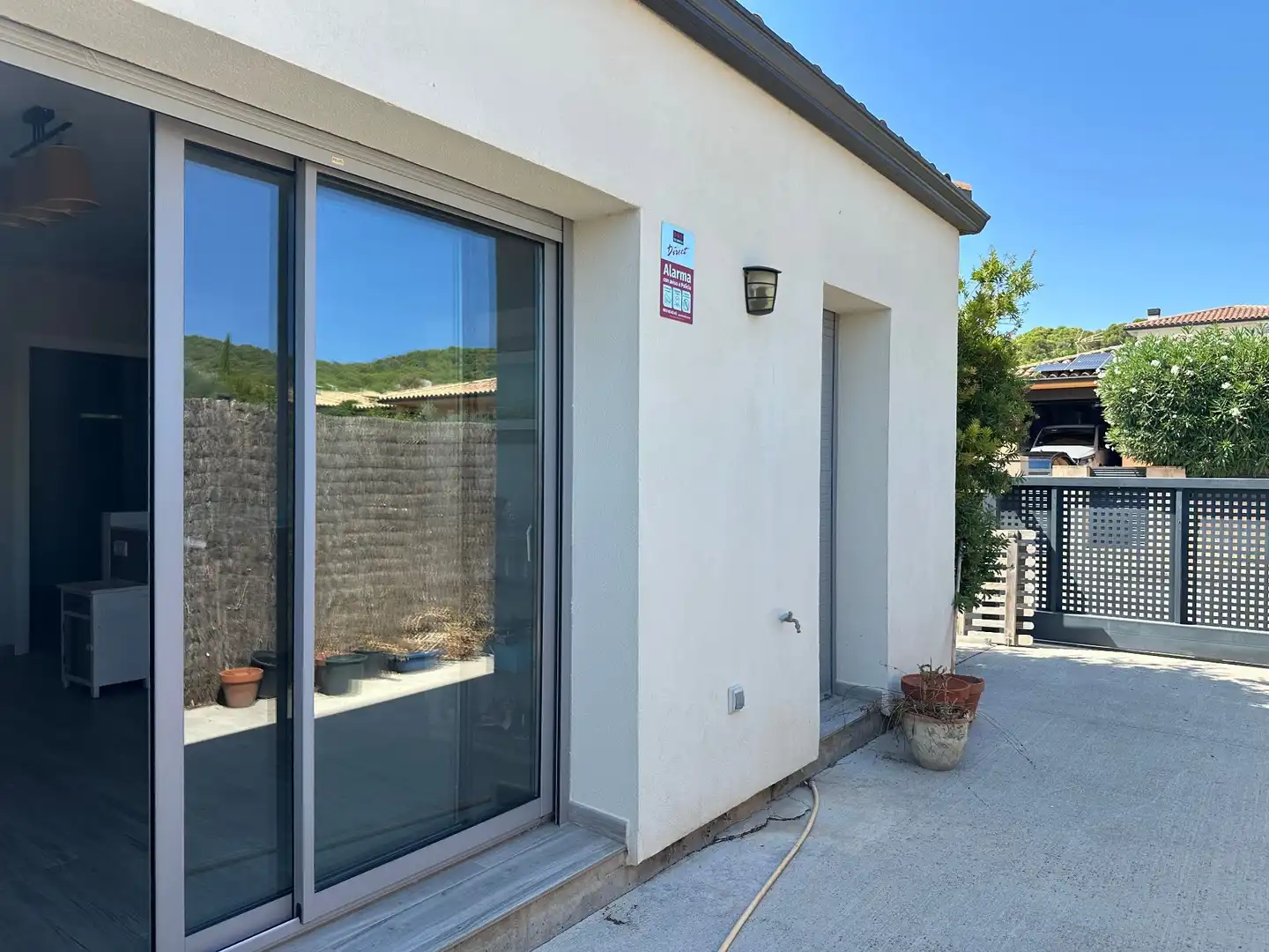 Vista exterior de Casa o chalet en venta en L'Estartit con Jardín privado, Trastero y Piscina