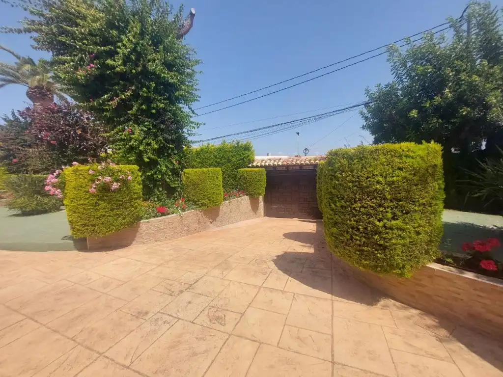 Casa con terraza en venta en Pueblo - Urbanizaciones, imagen 7